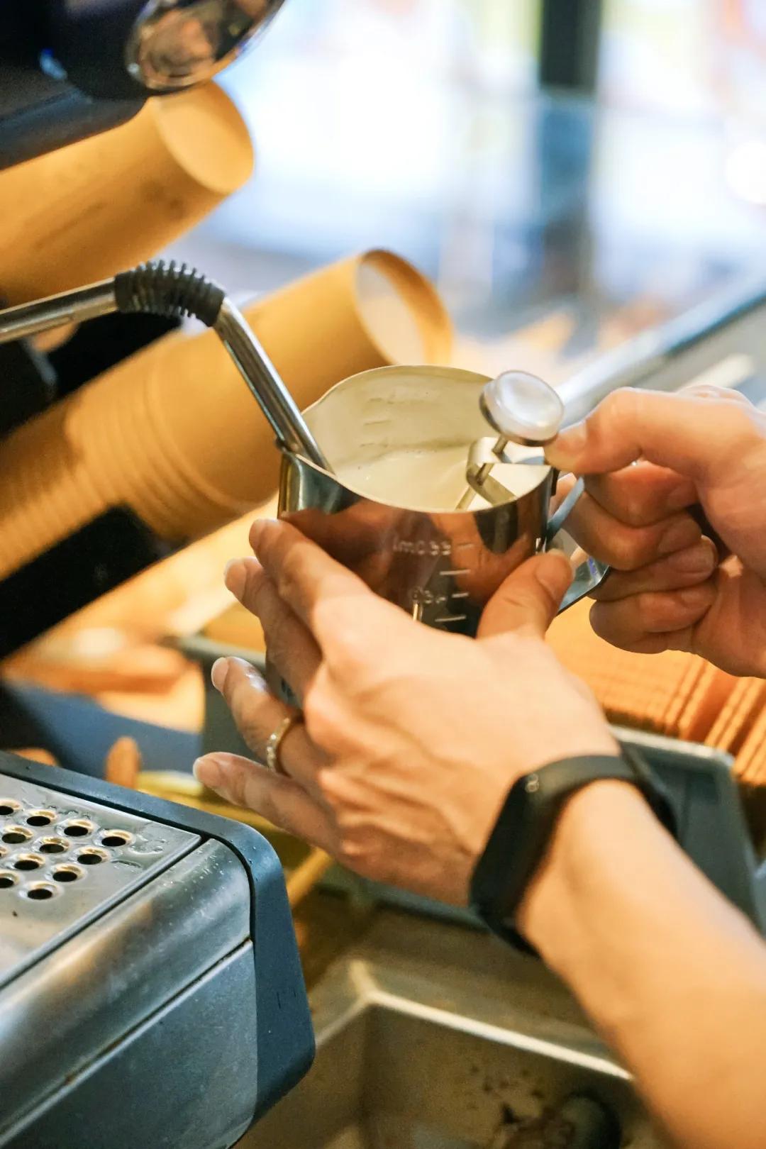 限量200万份，快来麦咖啡认领你的「专属萌宠」