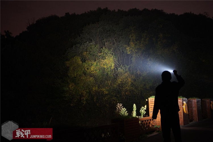 没有硝烟的消杀战疫,FenixLD32UVC手电