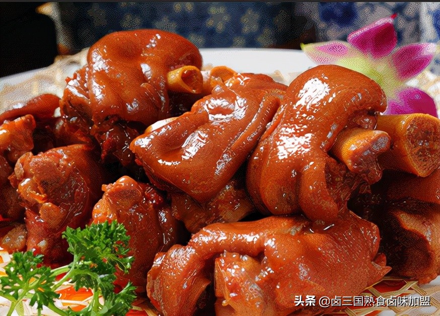 卤菜熟食加盟店培训,川味特色卤菜熟食加盟店