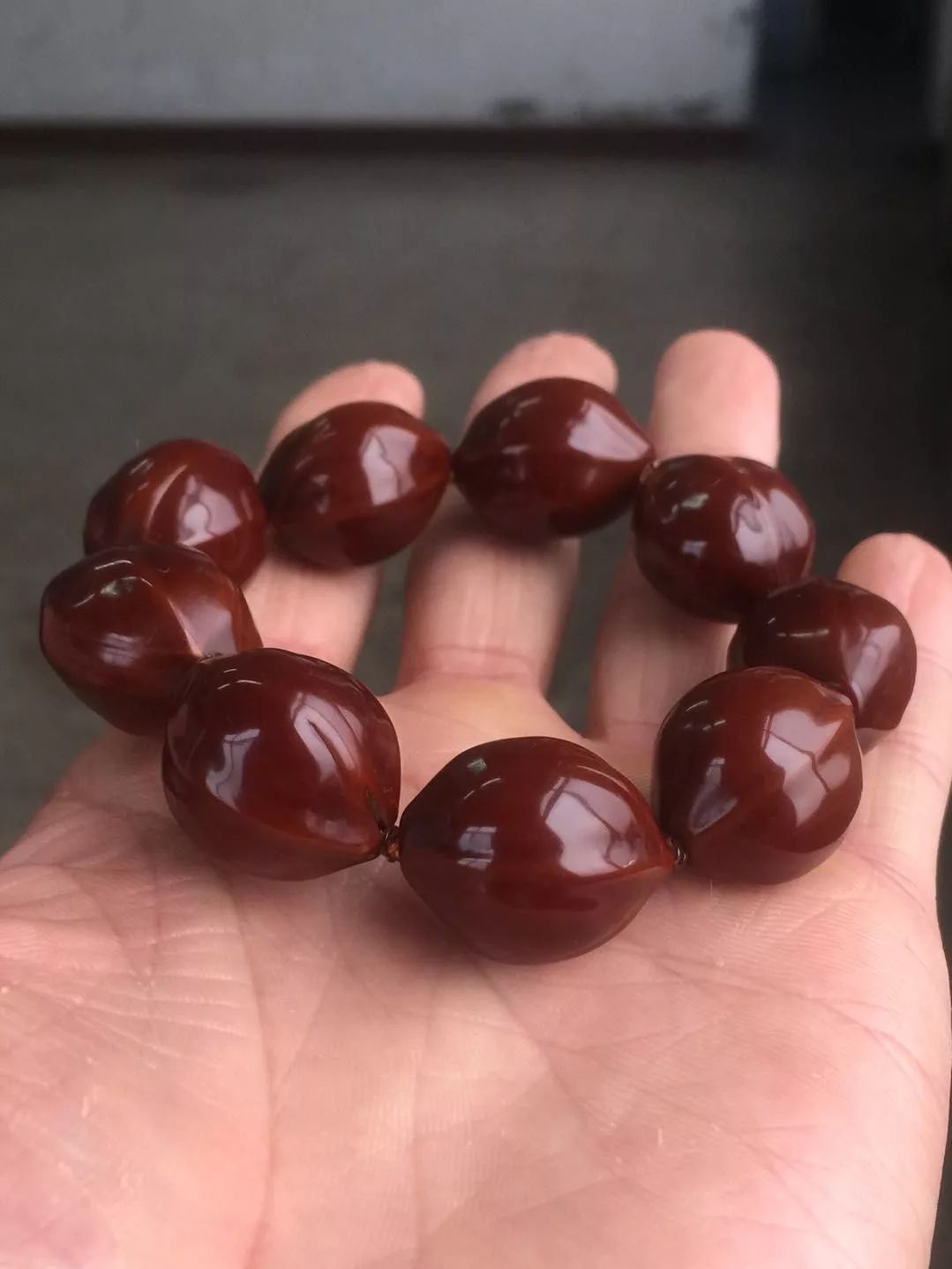 什么品种的核桃玉化包浆更快,文玩核桃盘多久才会玉化