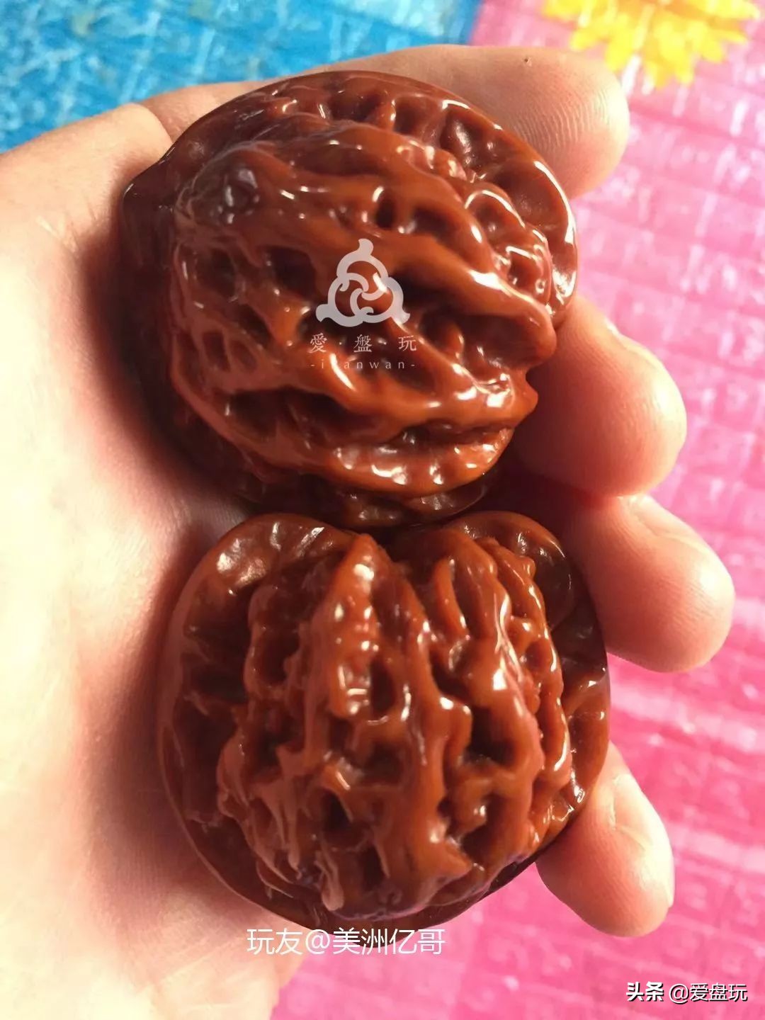 老树磨盘核桃包浆,百年老树核桃图片