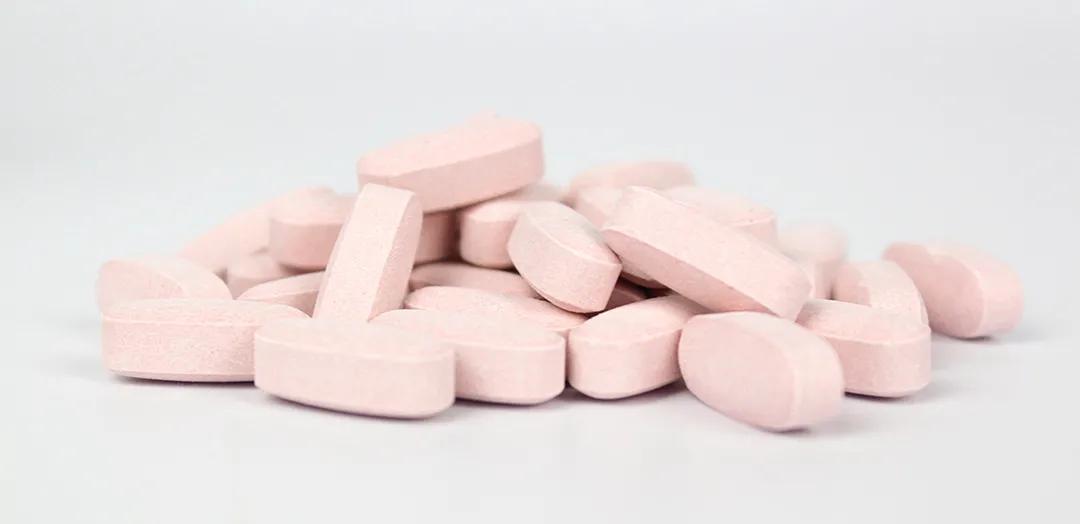 氨基葡萄糖对骨关节真有用吗,氨基葡萄糖有止疼作用吗