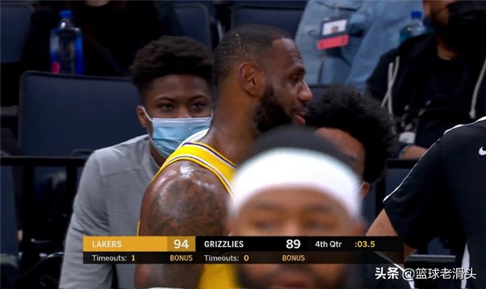 湖人一分绝杀灰熊,灰熊狂胜49分