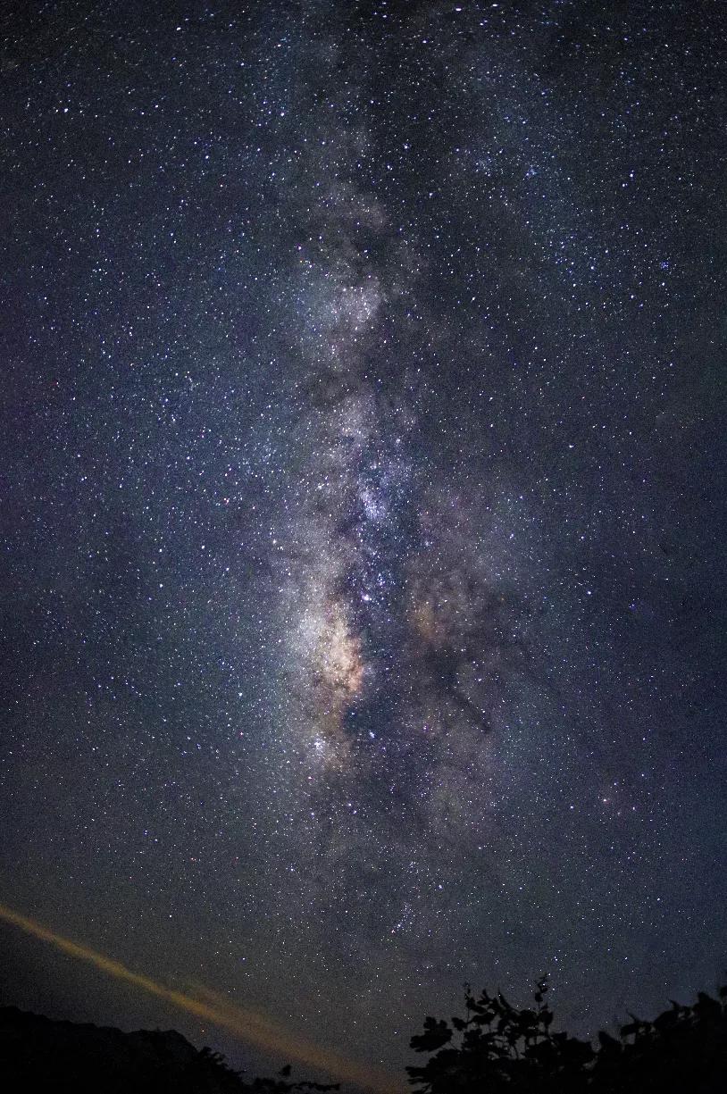 手机拍银河用什么镜头,手机的专业模式能拍视频吗