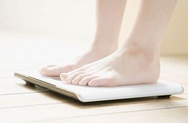 孕妇悬浮肚产后如何修复,孕妇悬浮肚怎么纠正