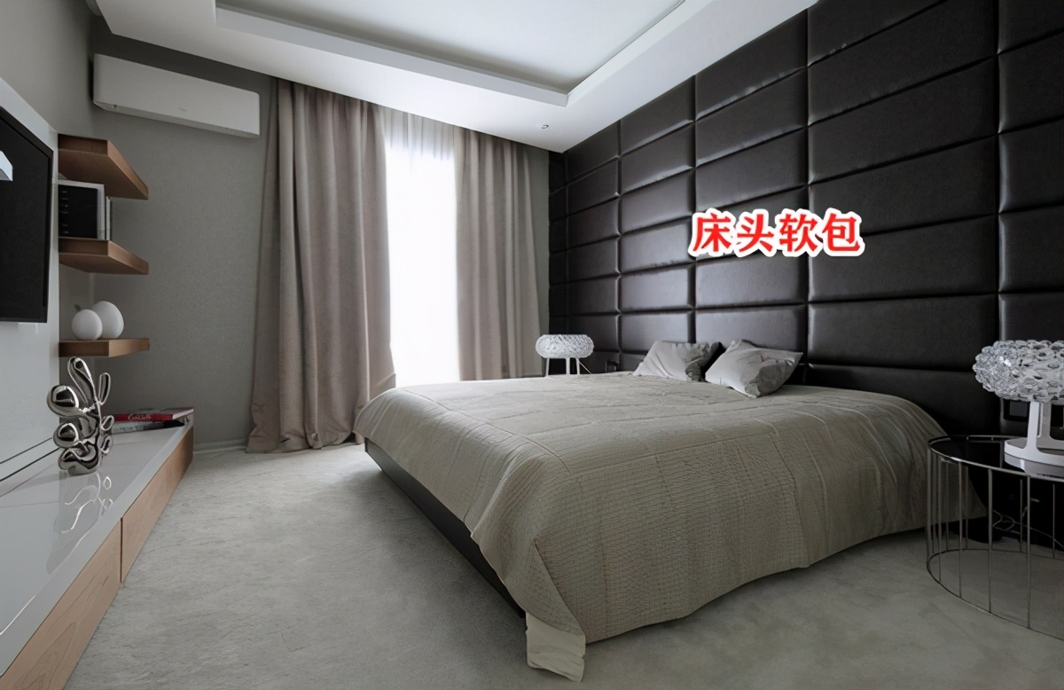 床边超窄夹缝加高床头柜,床头做半高隔断柜