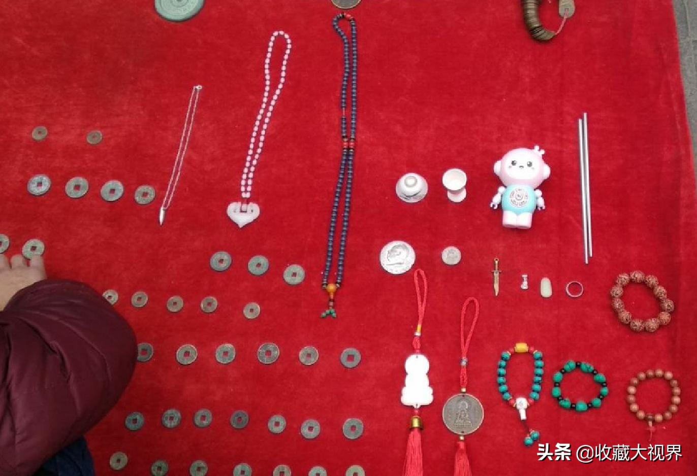 古玩市场遍地是“宝贝”，但别说捡漏，这些假古董能把人笑出内伤