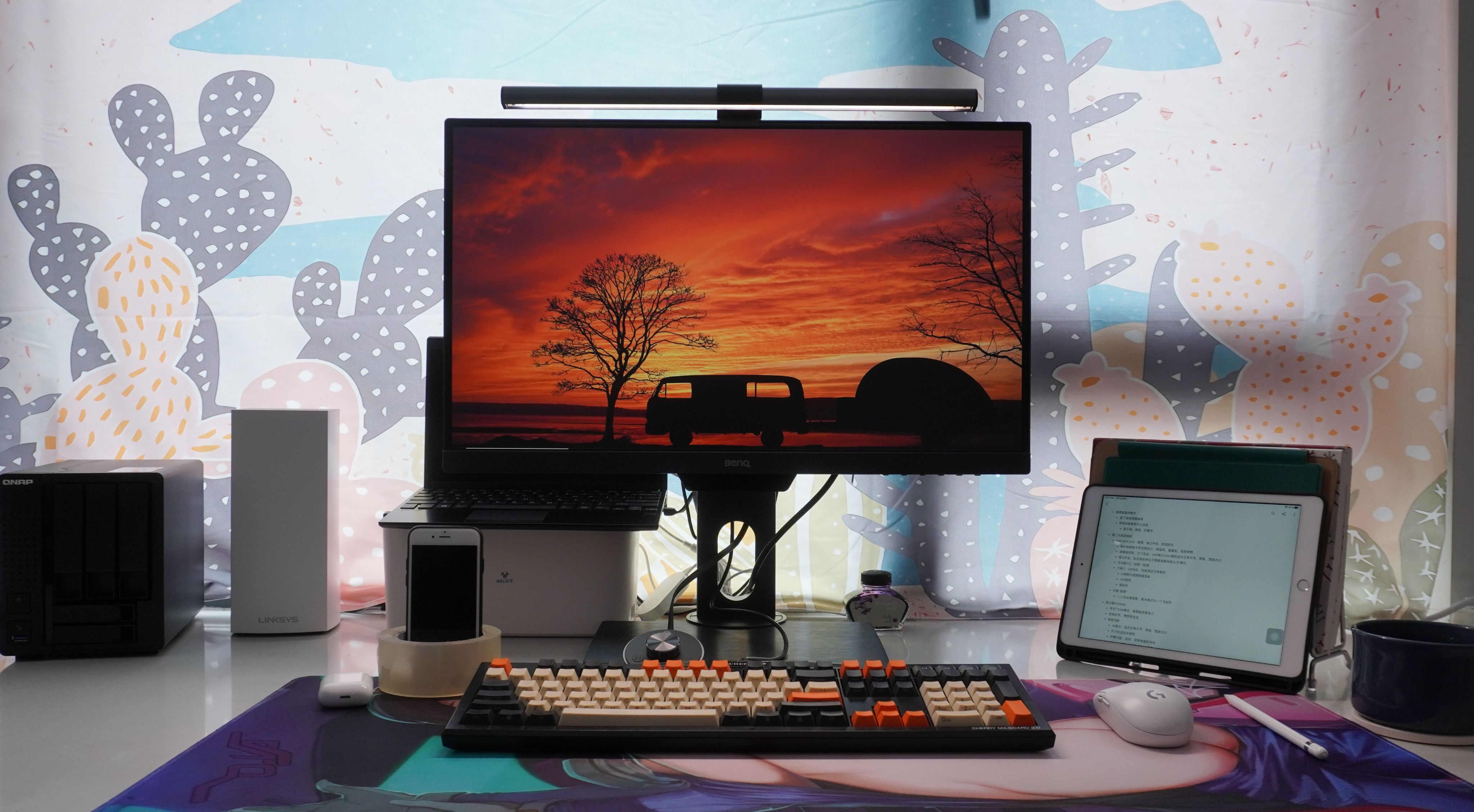 轮岗办公,办公休息区桌面布置