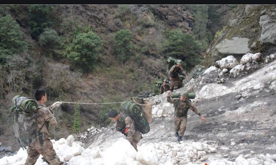 100张中国海防巡逻图,看哭了盘点中国军人的戳泪瞬间