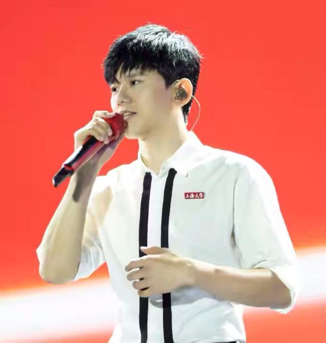 为什么说张杰的成名全靠谢娜,张杰的成名之路的艰苦