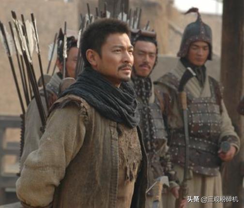 小说三侠五义武功最高的是,武侠鼻祖三侠五义