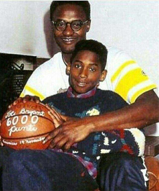 科比去世两周年曼巴精神,科比为什么有曼巴精神