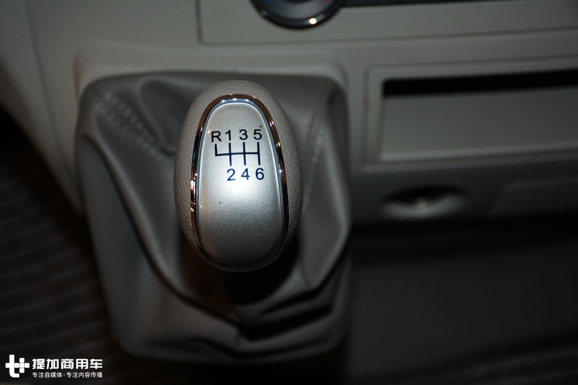 江淮星锐货运版载重量,江淮星锐轻客最新款自动挡