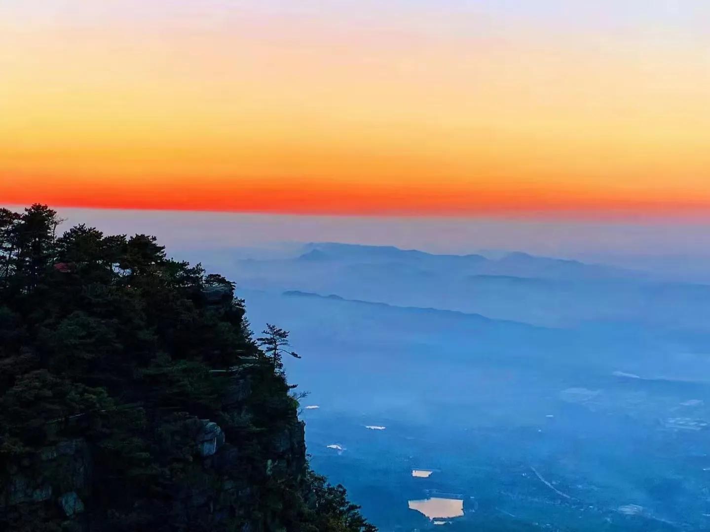 你一个做家具的跑去007写什么?