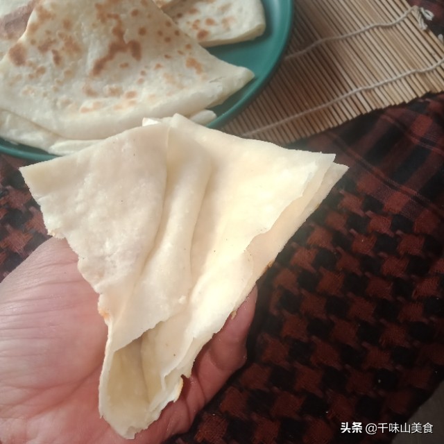 家常大饼怎么烙能酥,两个方法教你烙最柔软的大饼