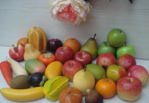 皮肤干容易长痘什么原因,皮肤干有斑又黄用什么护肤品