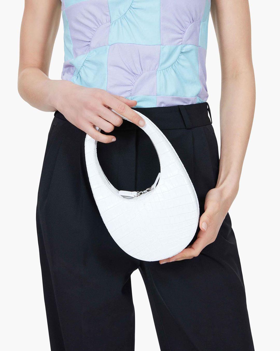 今年最火的百搭腋下包,今年最火的腋下包高端大气