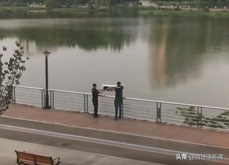 宿迁金鹰物业向古黄河倾倒垃圾被查