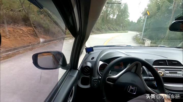 不到一百马力的车,二代飞度ge6和ge8区别在哪