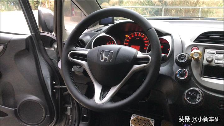 不到一百马力的车,二代飞度ge6和ge8区别在哪