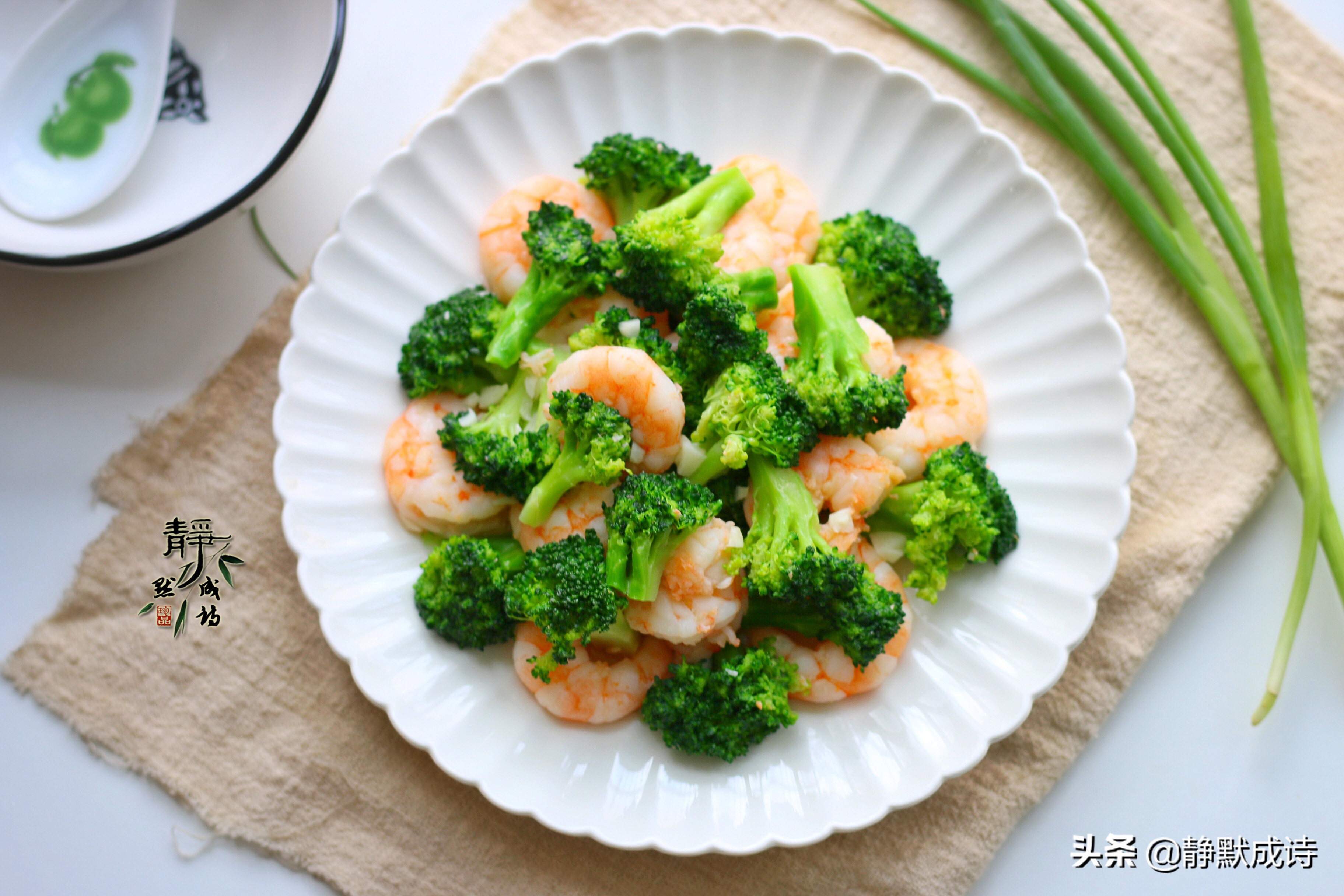 除夕将至,这5道菜专为老人和孩子设计,营养美味,年夜饭必备