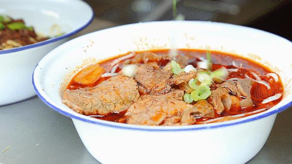 一家面馆的面,一家面馆汤底