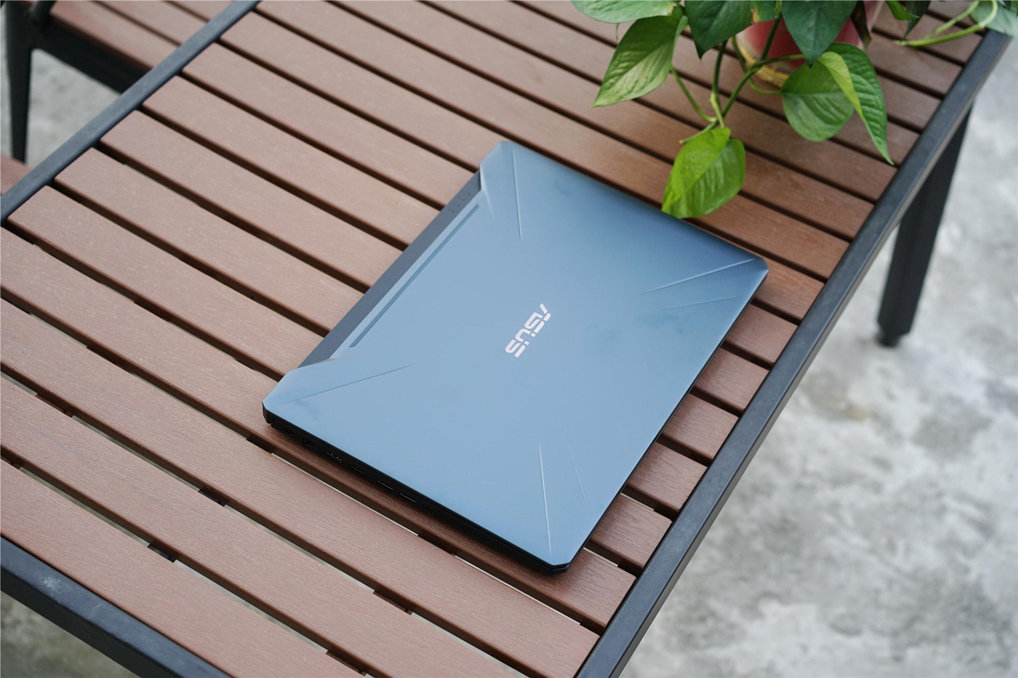 游戏笔记本推荐华硕飞行堡垒7代,华硕飞行堡垒7金属电竞版评测