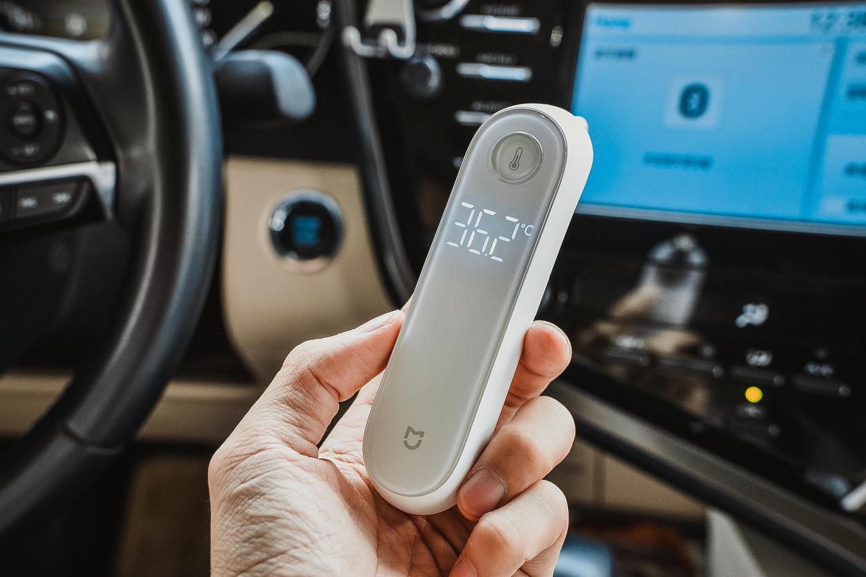 一秒测温,家中宝宝发烧有利器!米家耳温枪上手体验