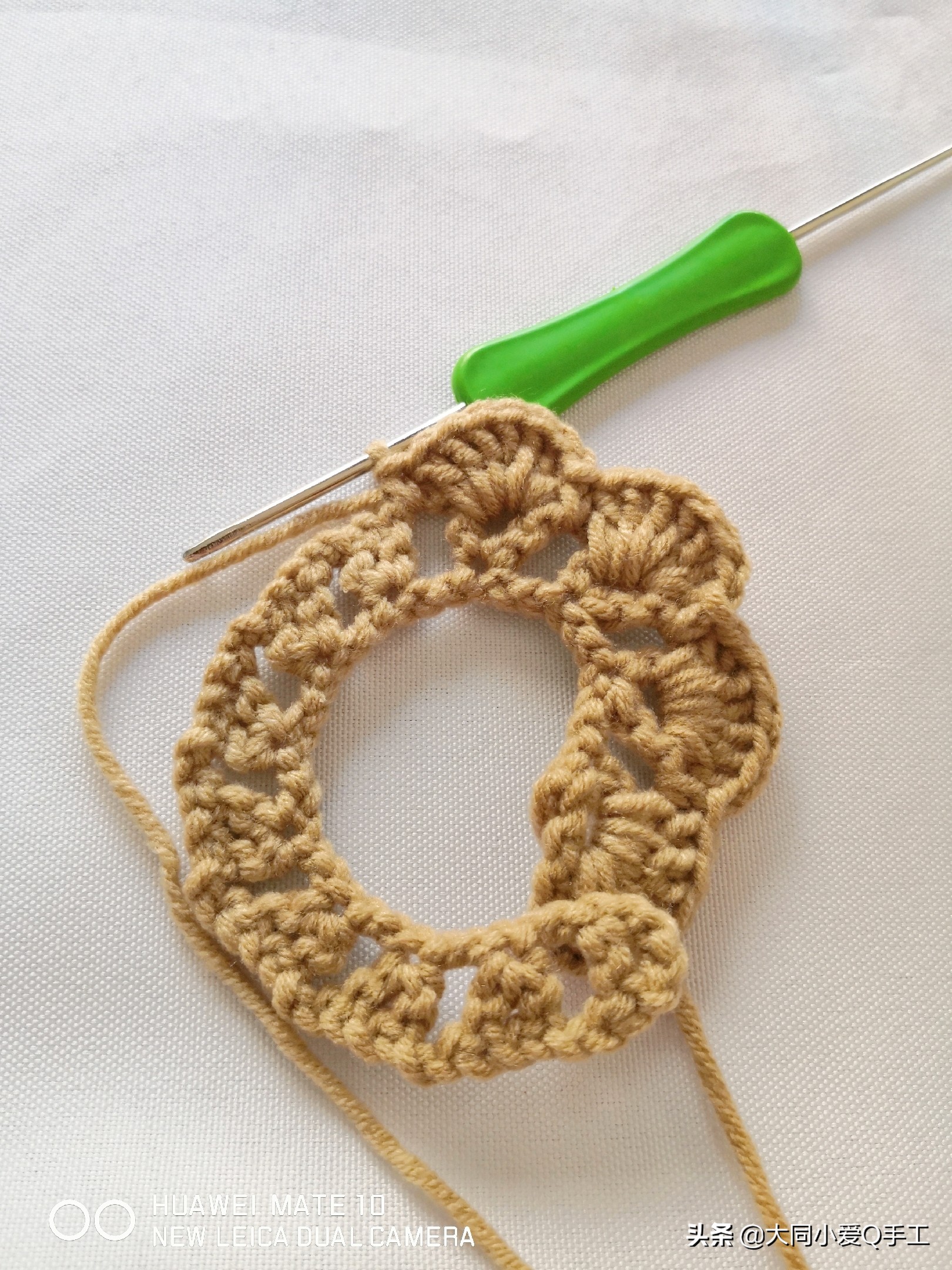 钩针编织冬季中老年帽子教程,钩帽子的视频冬天老太太帽子钩法