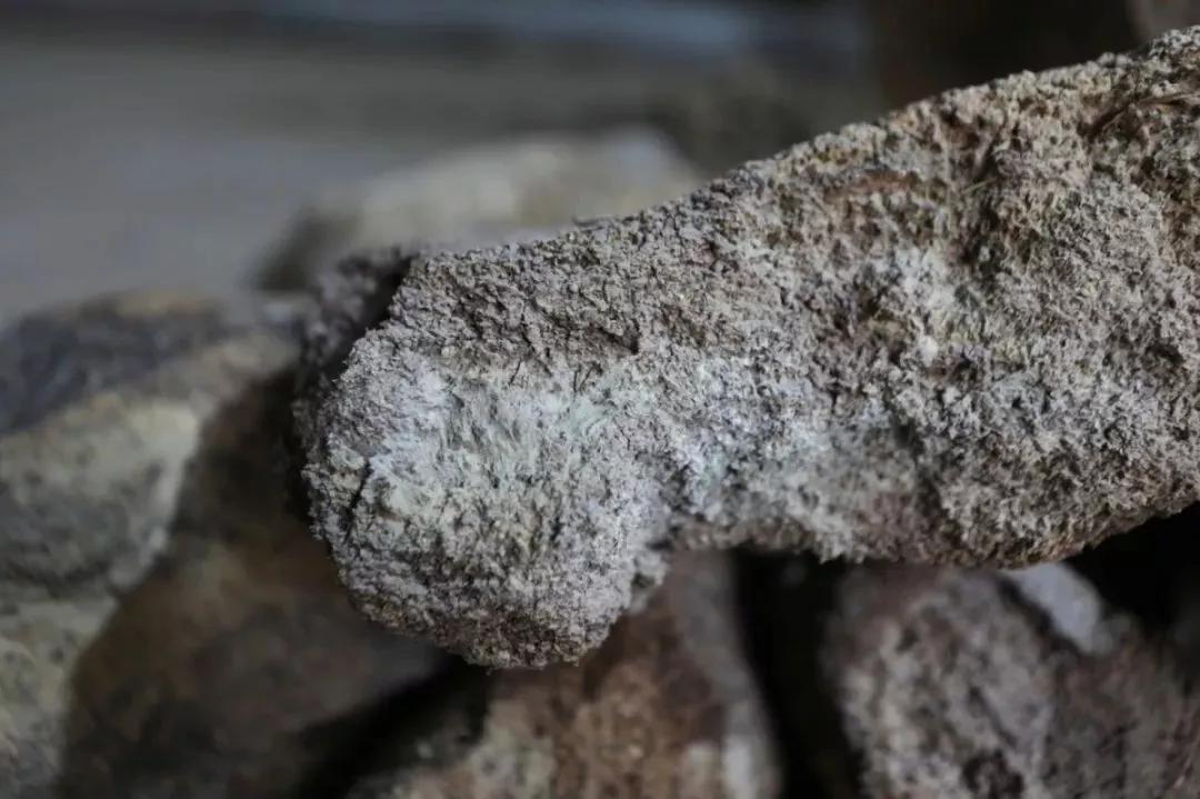 酱香型三大代表,酱香型白酒三种典型基酒分别是