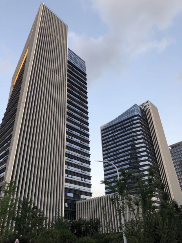 写字楼和商业办公楼有什么区别,什么是写字楼特色