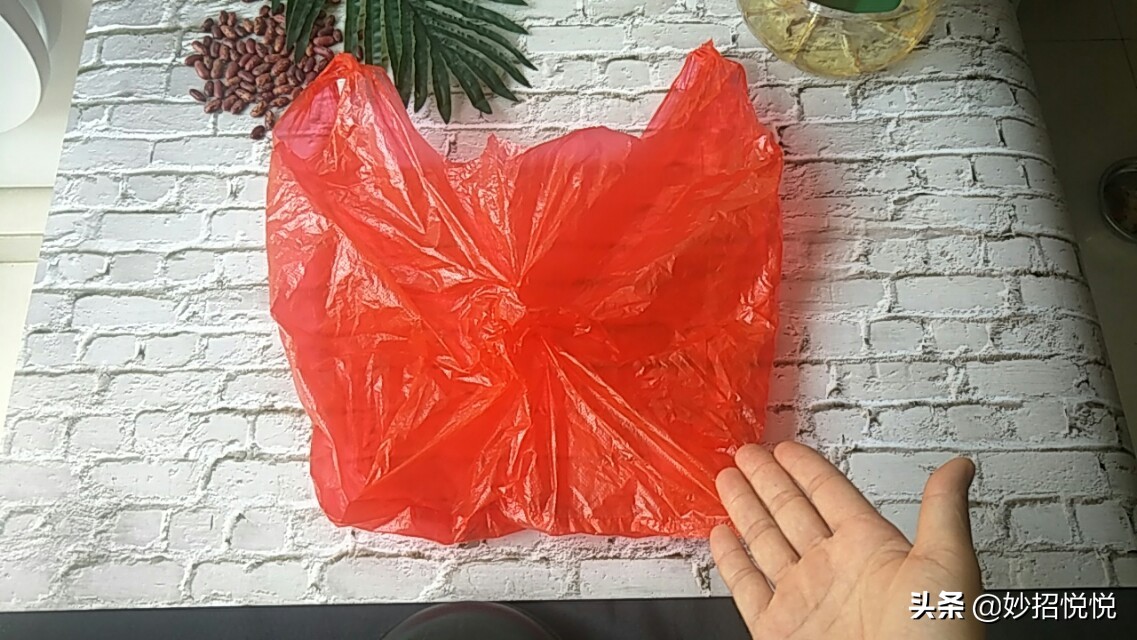 油瓶上的提手怎么取下来,旧塑料油桶把手利用