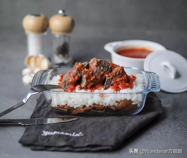 这个国家不会讲自己的母语,疯狂热爱养猫,猫死还要守孝你知道吗