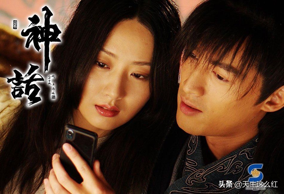 白冰金莎张萌乘风破浪白色礼服,神话三美张萌现状