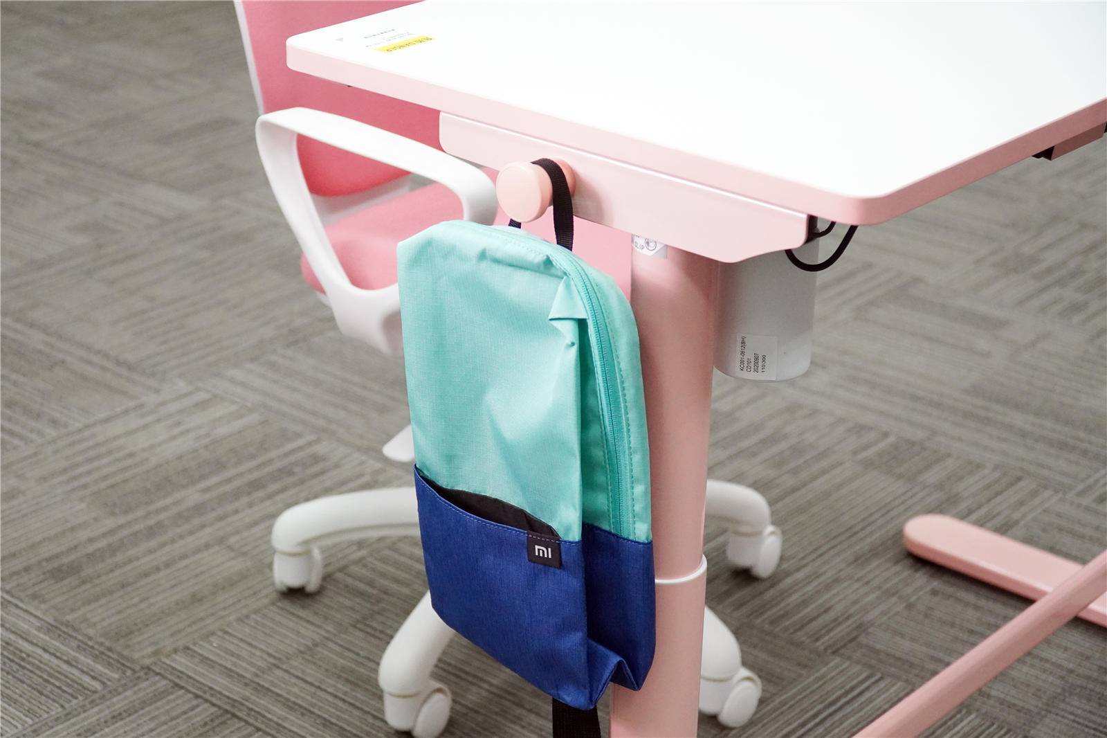 乐歌ec1学习桌安装,乐歌升降桌ec1怎么样