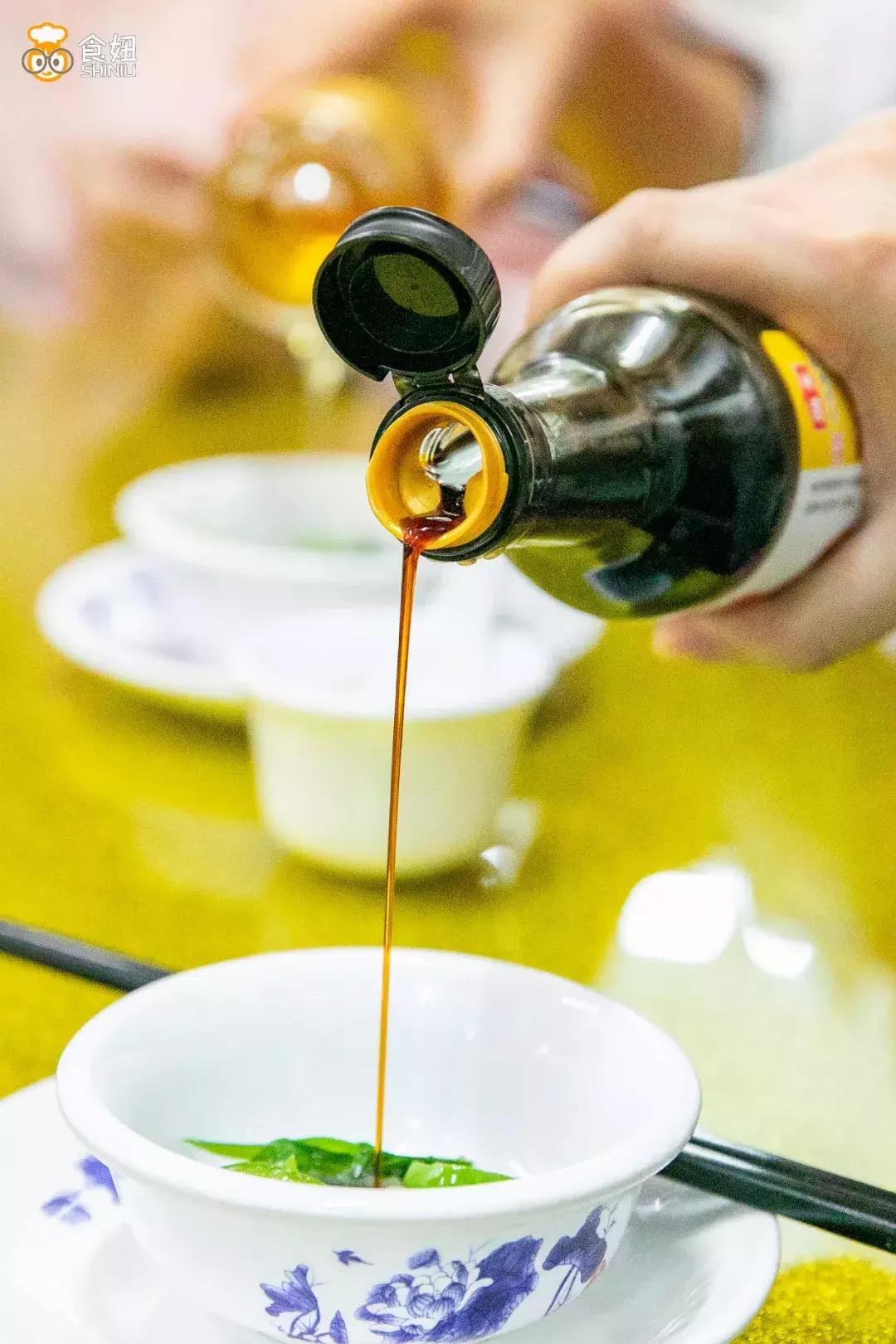 10年，它凭一锅清水，成为边炉界一霸！