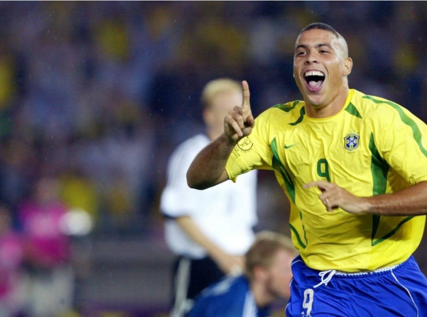 足球名人堂:罗纳尔多