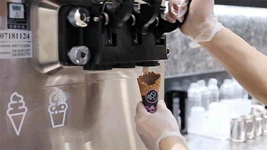 喜茶来啦,优雅气质喜茶