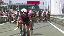 超级黑马!女博士用“夺冠公式”拿金牌:没教练团队,我只靠自己