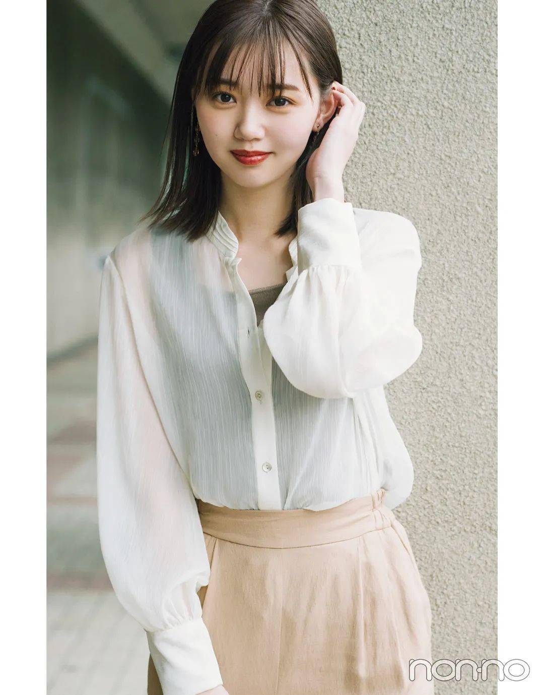 宽松衬衫怎么穿才好看,休闲宽大的衬衫怎么穿才好看