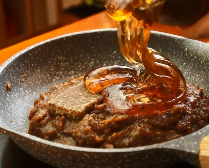 自制红枣核桃糕比阿胶糕还好吃,红枣山药核桃八珍糕