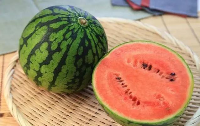 这个夏天绝不能错过的高营养水果,含花青素的水果和蔬菜有哪些