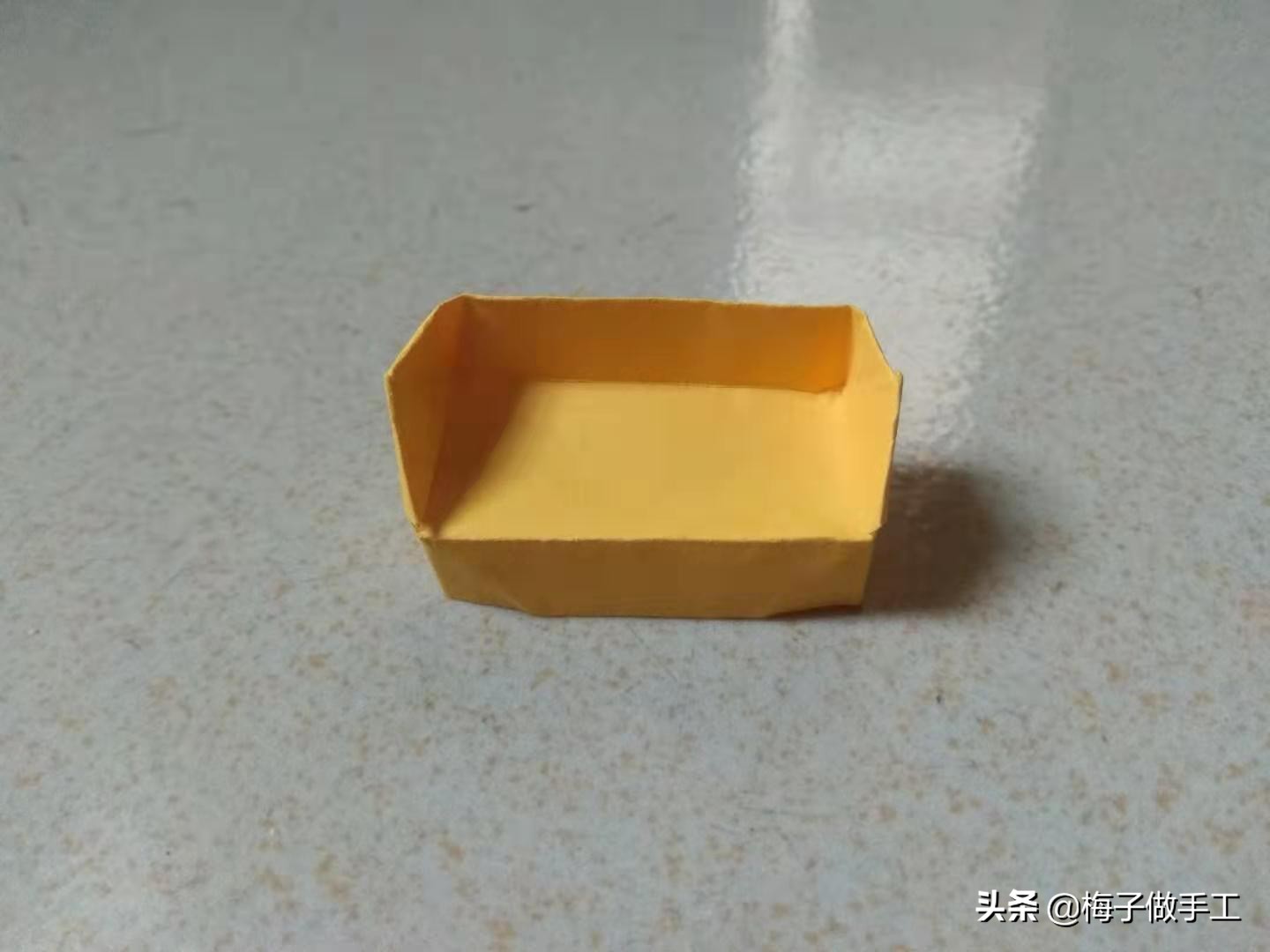 儿童手工折纸:沙发怎么折?桌子、椅子和沙发一套家具就是要整齐