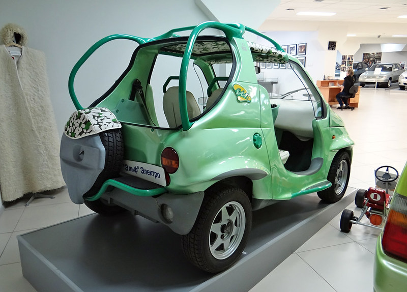 百年前电车绝迹，这十几台奇葩玩意妄想复辟！却一个比一个弱鸡