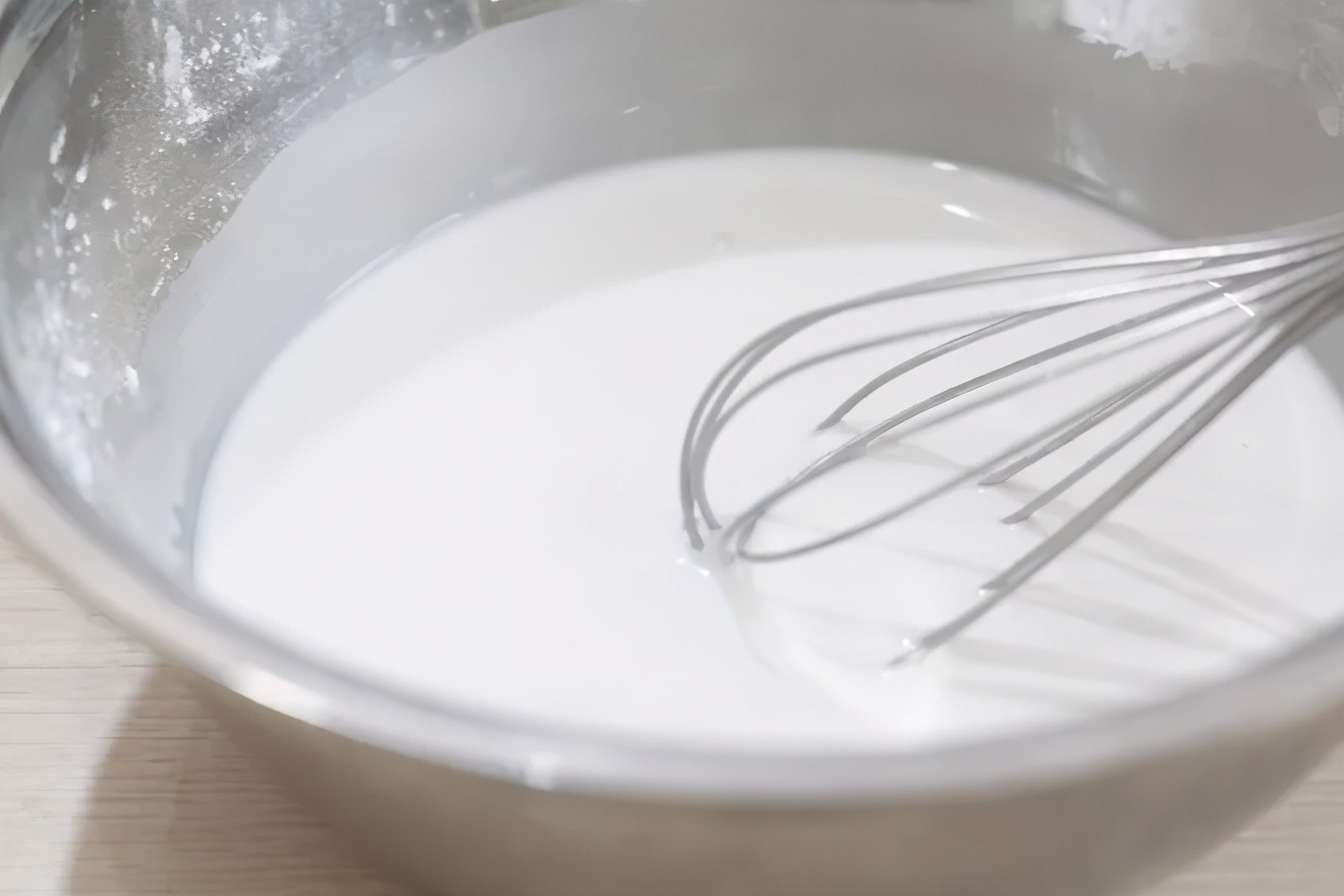 粽子怎么能包的特别紧不漏米,煮粽子时为何会出现粽子夹生现象