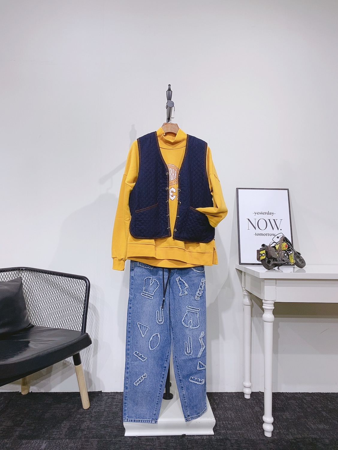 杭州四季青女装一手货源批发代理,想做直播卖女装在广州怎么找货源