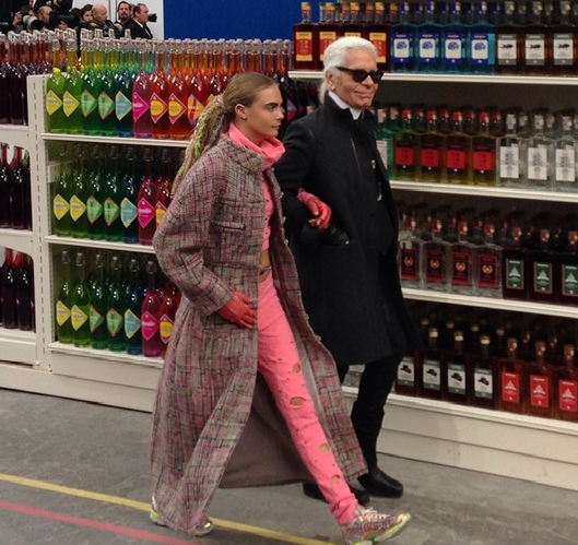 逝去亦永恒：“老佛爷”卡尔拉格斐的传奇人生