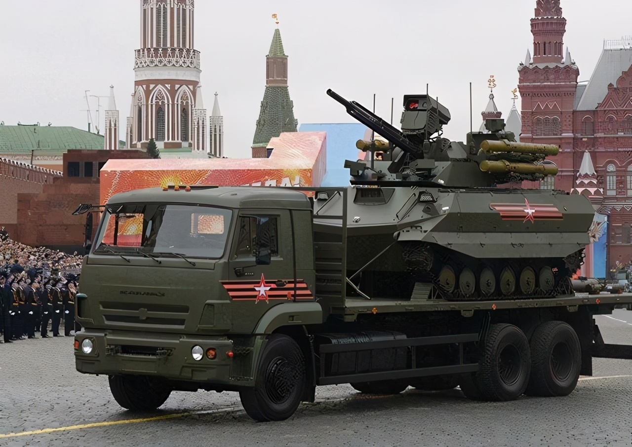 全球最新战斗型机器人,天王星9战斗机器人实战