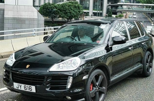 莫文蔚代言过的汽车品牌,莫文蔚骑的摩托车