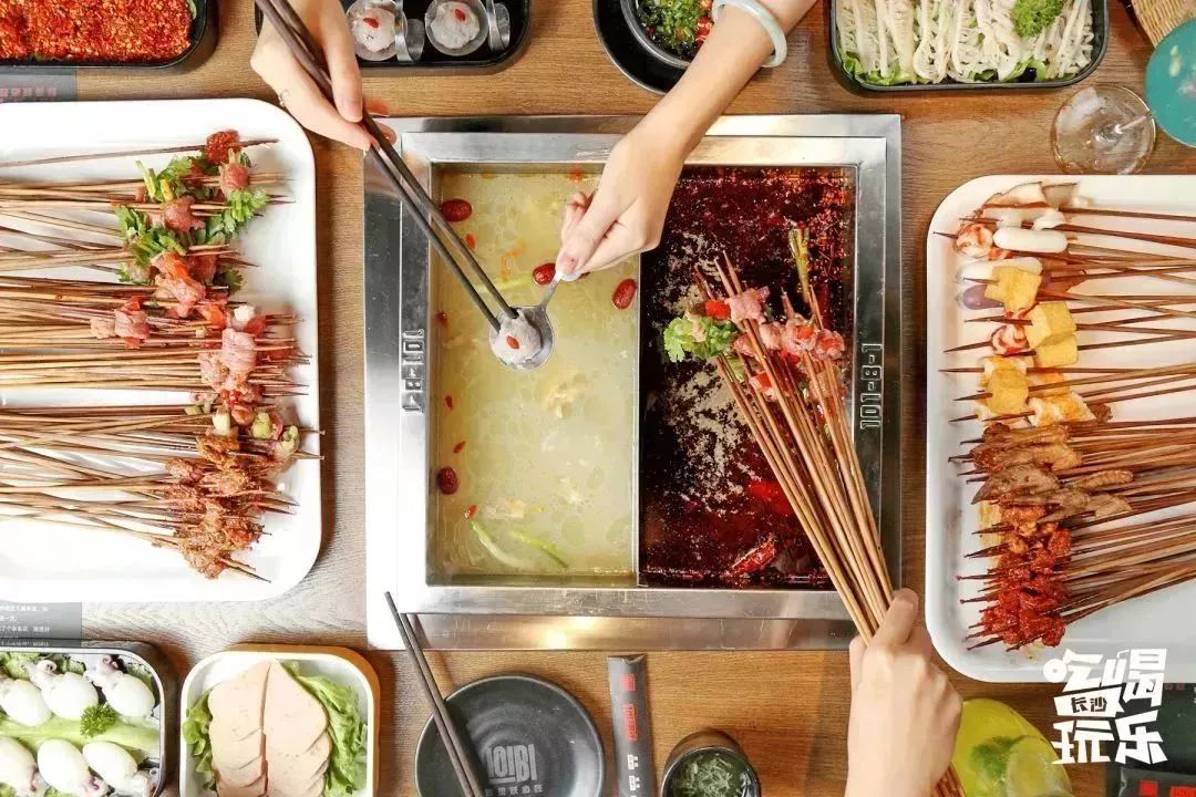 贺龙体育馆附近好吃的小吃,贺龙体育馆附近吃的美食推荐